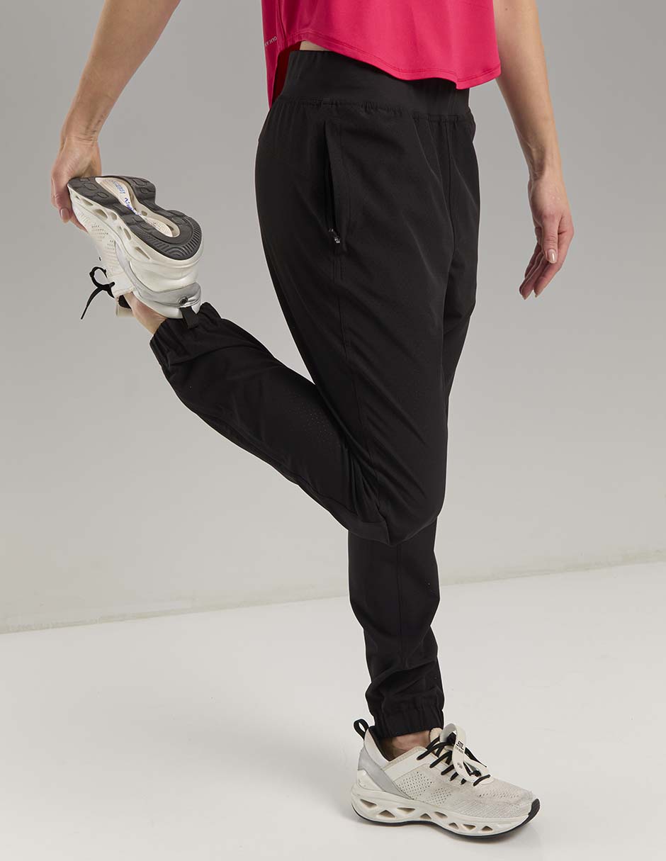 Conjunto deportivo regular con elástico para mujer 4