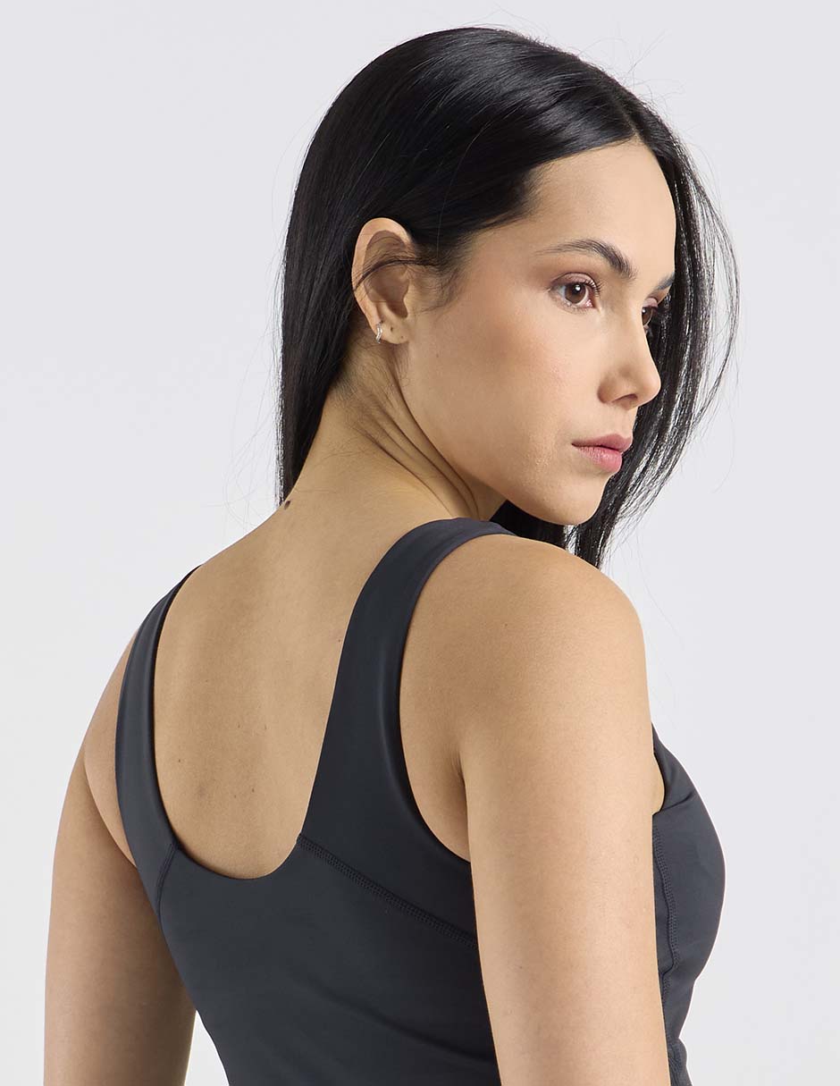 Top deportivo para entrenamiento mujer 5