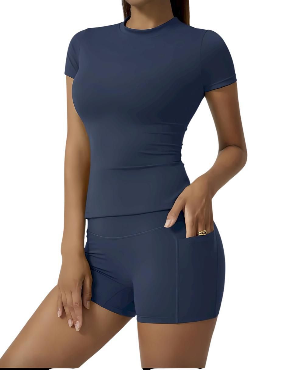 Conjunto deportivo regular con elástico para mujer 5