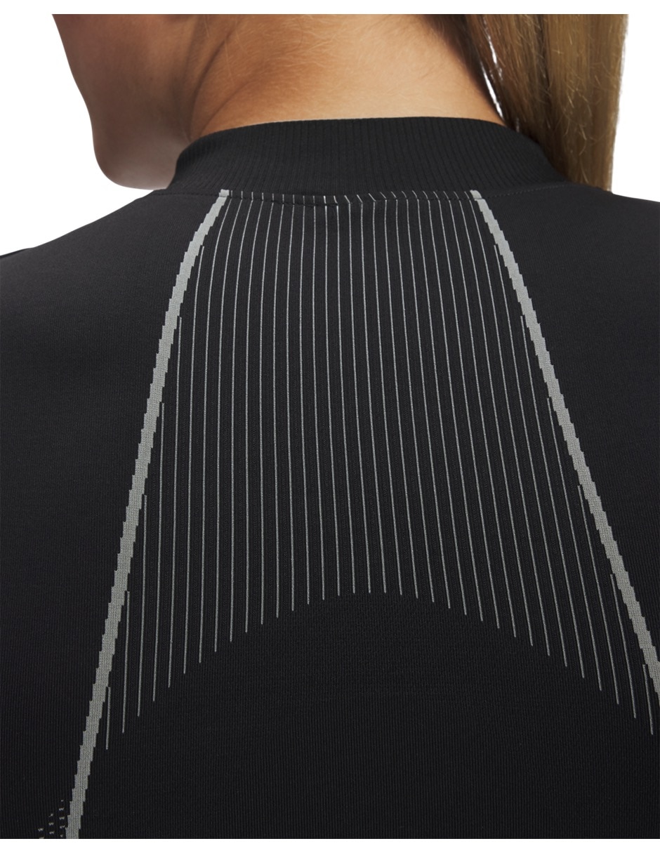 Playera deportiva para entrenamiento equipo de mujer 3