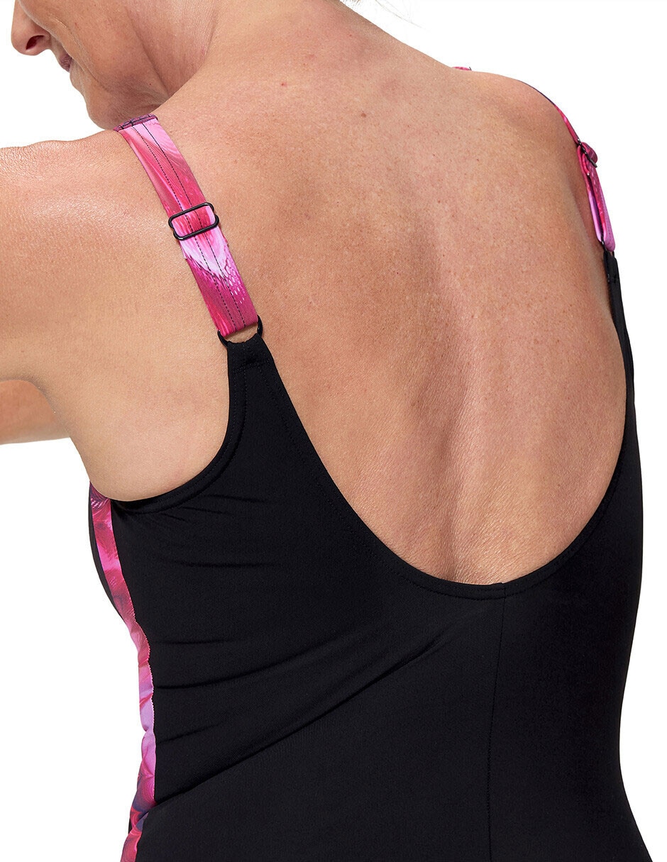 Trae de baño completo deportivo para mujer 2