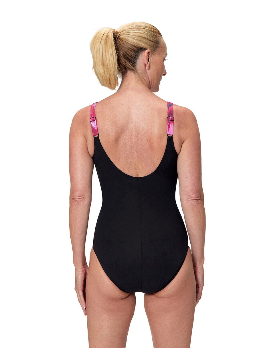 Trae de baño completo deportivo para mujer 4