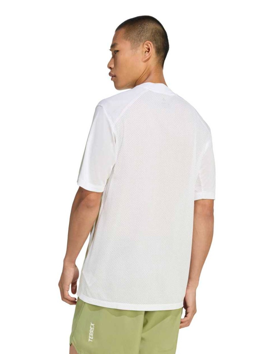 Playera deportiva para entrenamiento de hombre 8