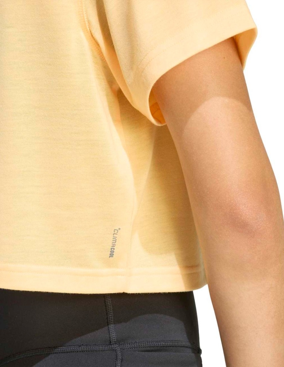 Playera deportiva para entrenamiento de mujer 6