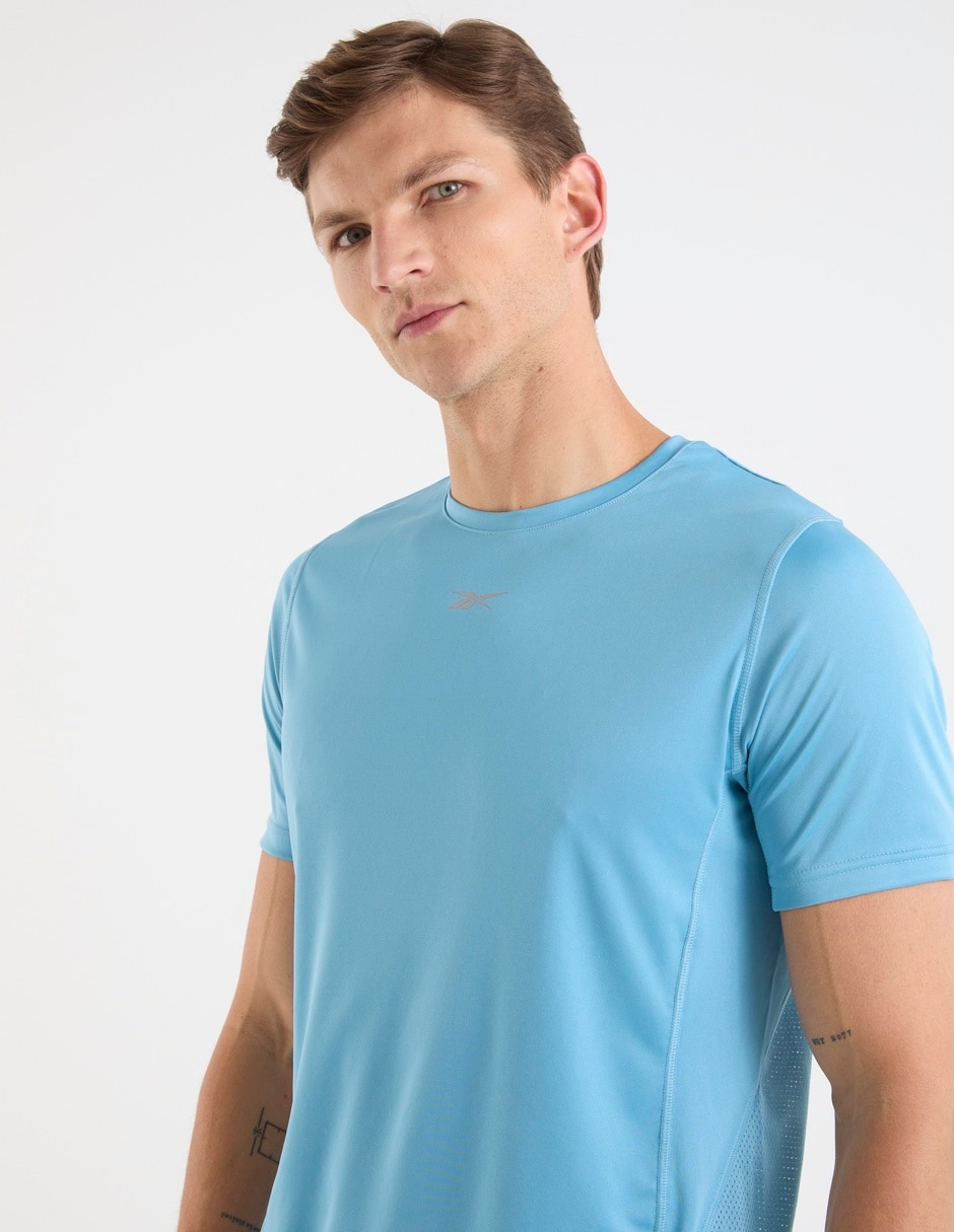 Playera deportiva para correr de hombre 5