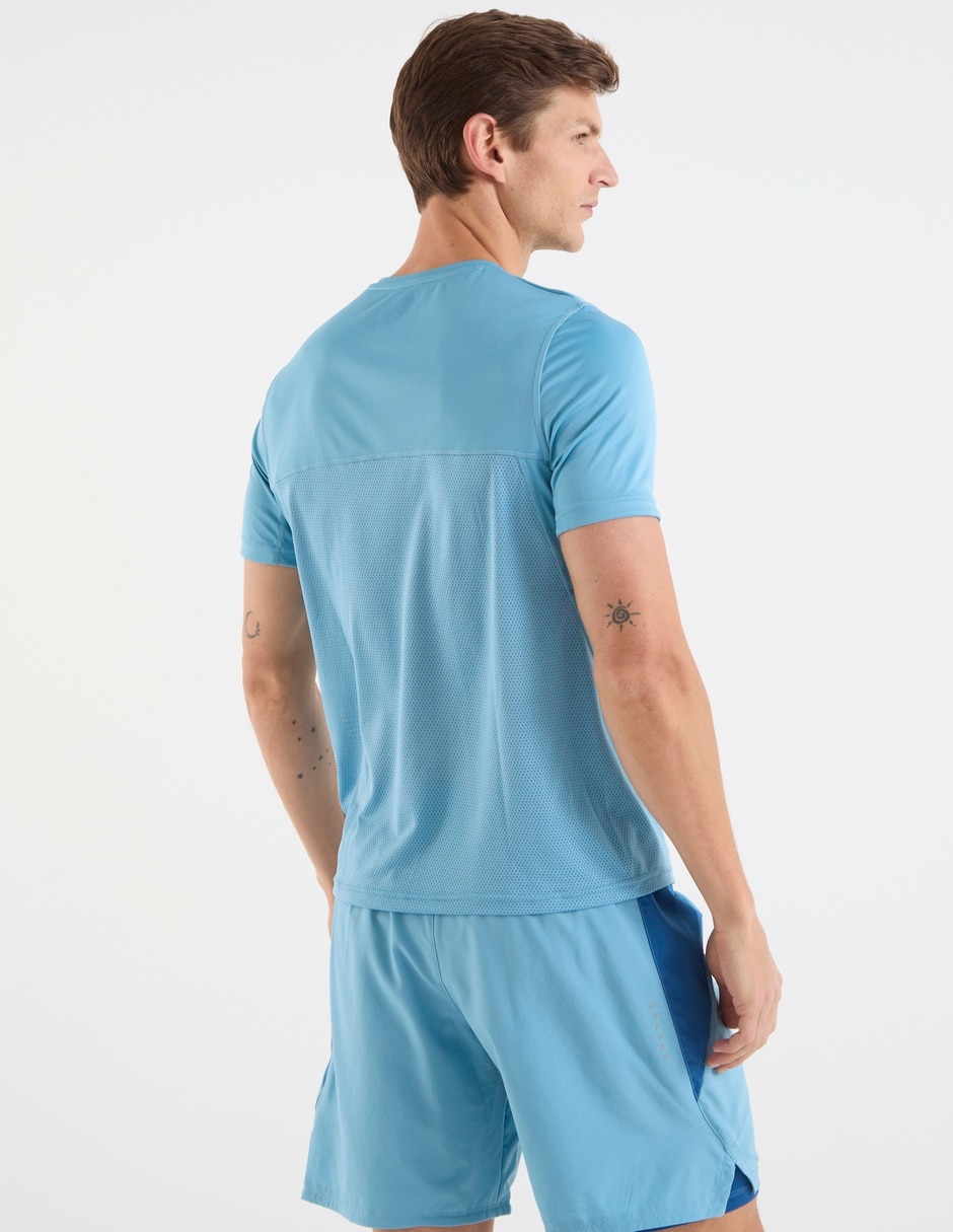 Playera deportiva para correr de hombre 6