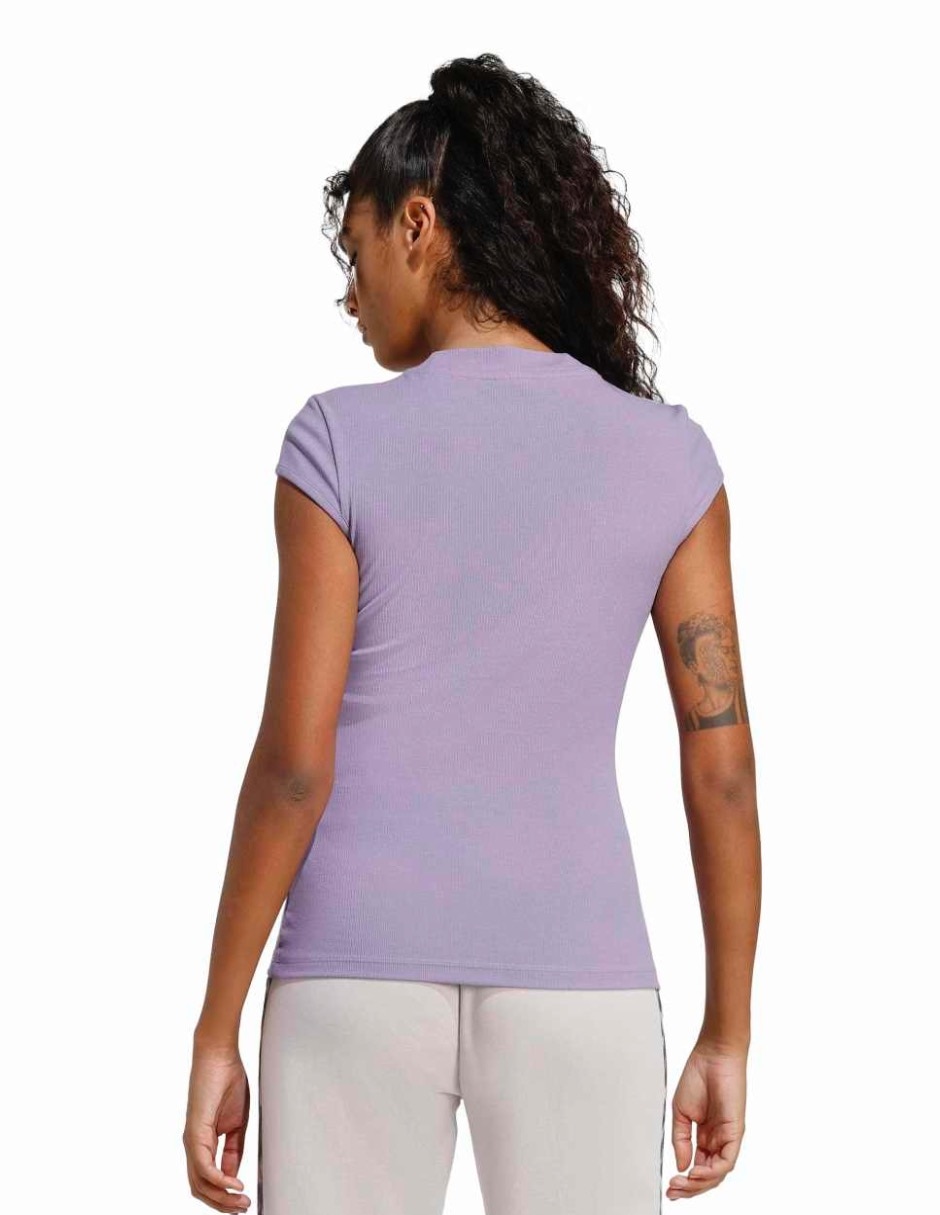 Playera deportiva para entrenamiento de mujer 3