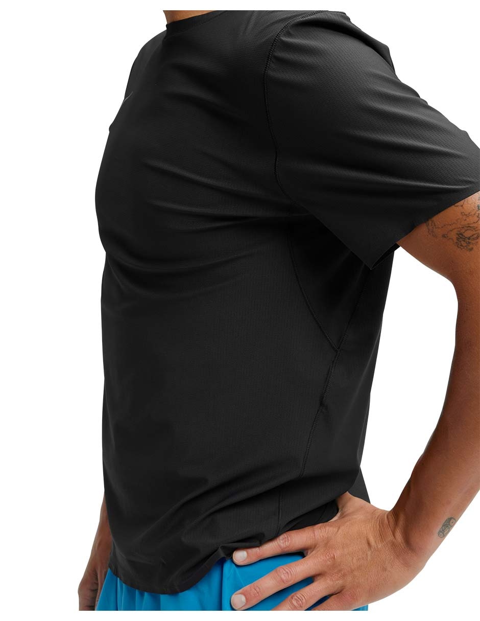 Playera deportiva para correr de hombre 4