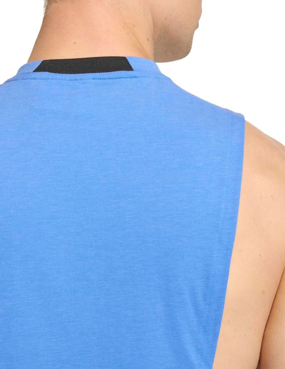 Playera deportiva para entrenamiento de hombre 6