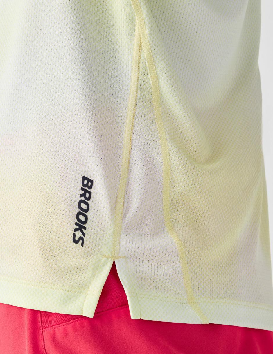 Playera deportiva para correr de hombre 4