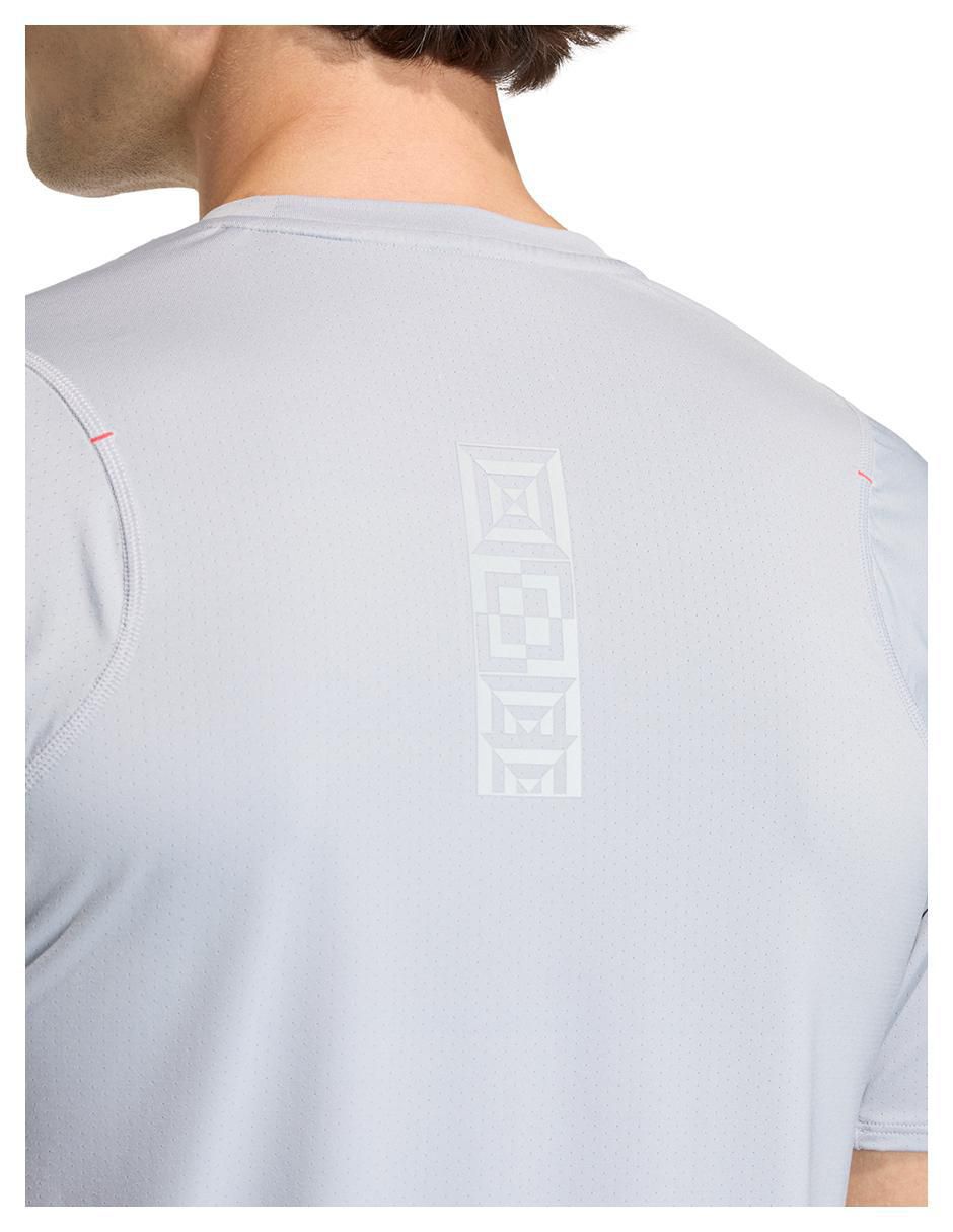 Playera deportiva para correr de hombre 7
